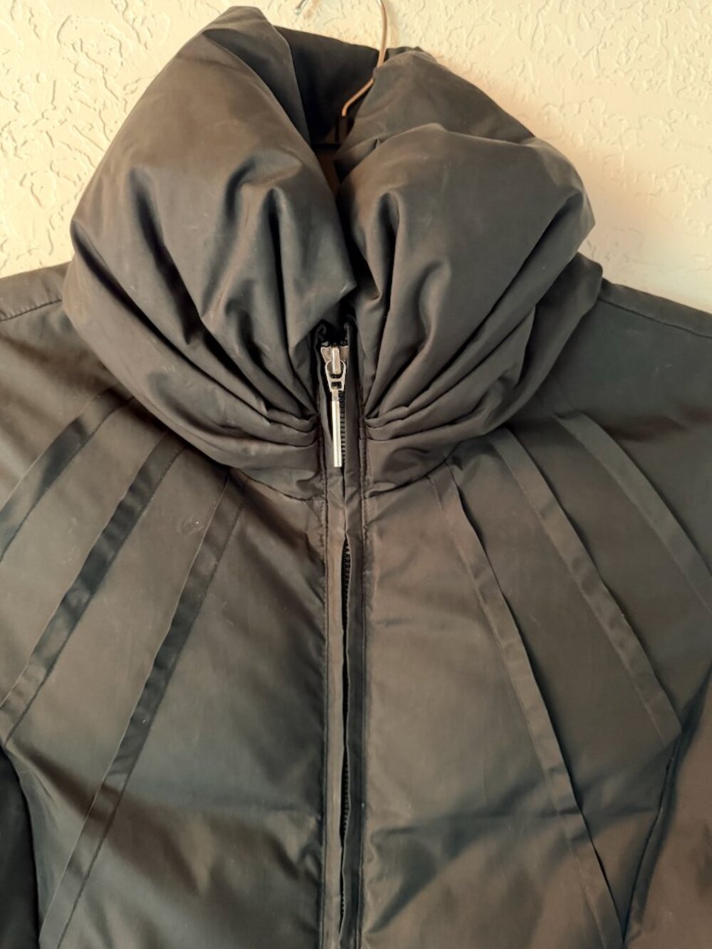 Via Spiga Black Fitted Puffer Jacket Oversized Puffer Collar Coat Size S